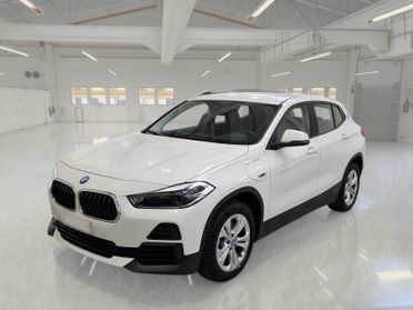 BMW X2 xDrive 25e Business X automatico