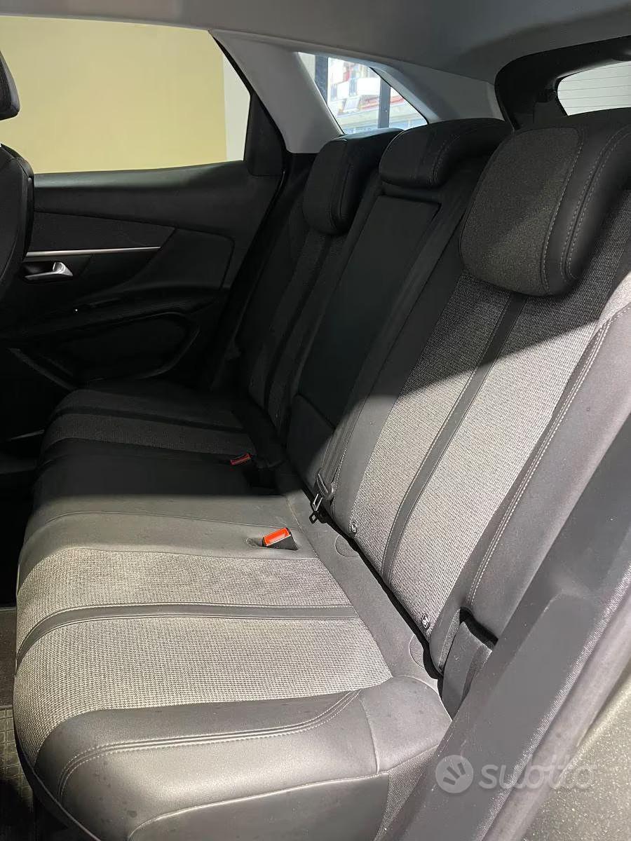 PEUGEOT 3008 PureTech Turbo 130 S&S GT Line