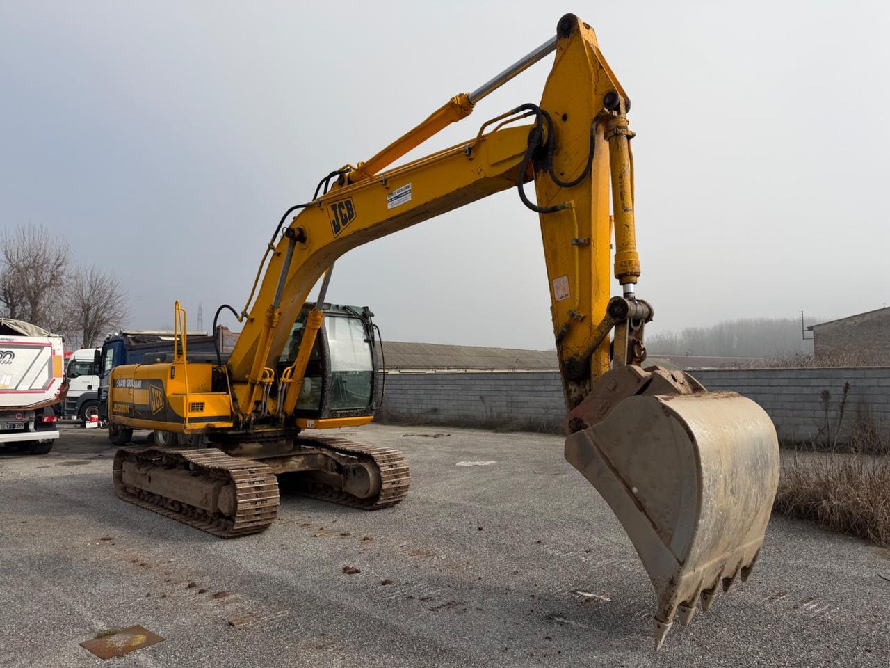 Escavatore Jcb 200
