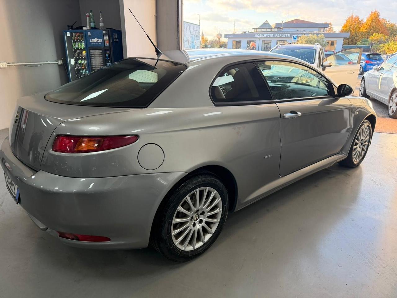 Alfa Romeo GT 1.9 JTDM 16V Progression