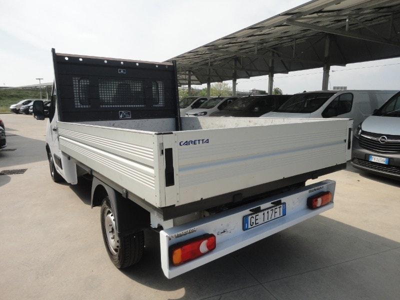 RENAULT Master 5ª serie Master T35 2.3 dCi 135...