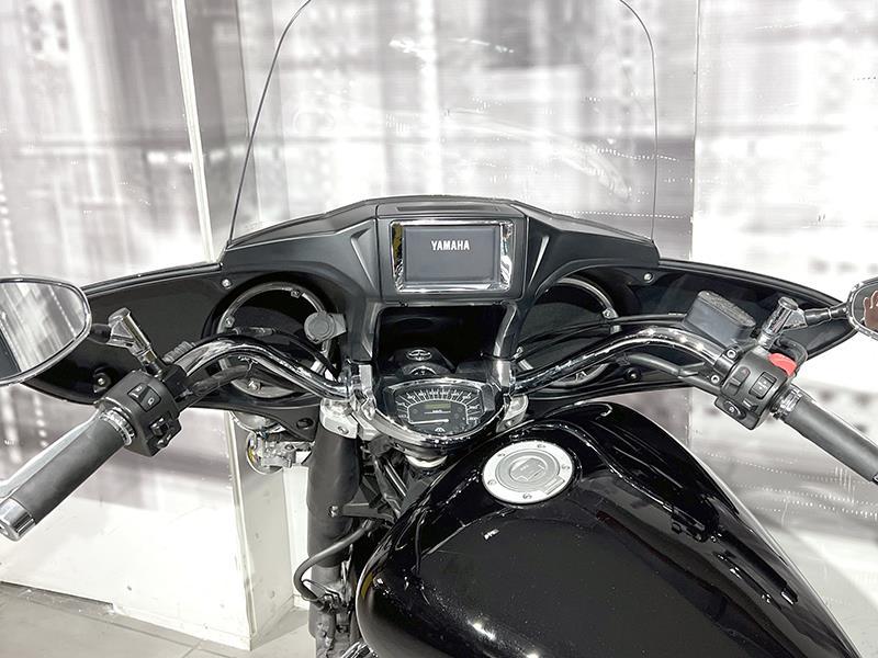 Yamaha XVS 1300 A Midnight Star
