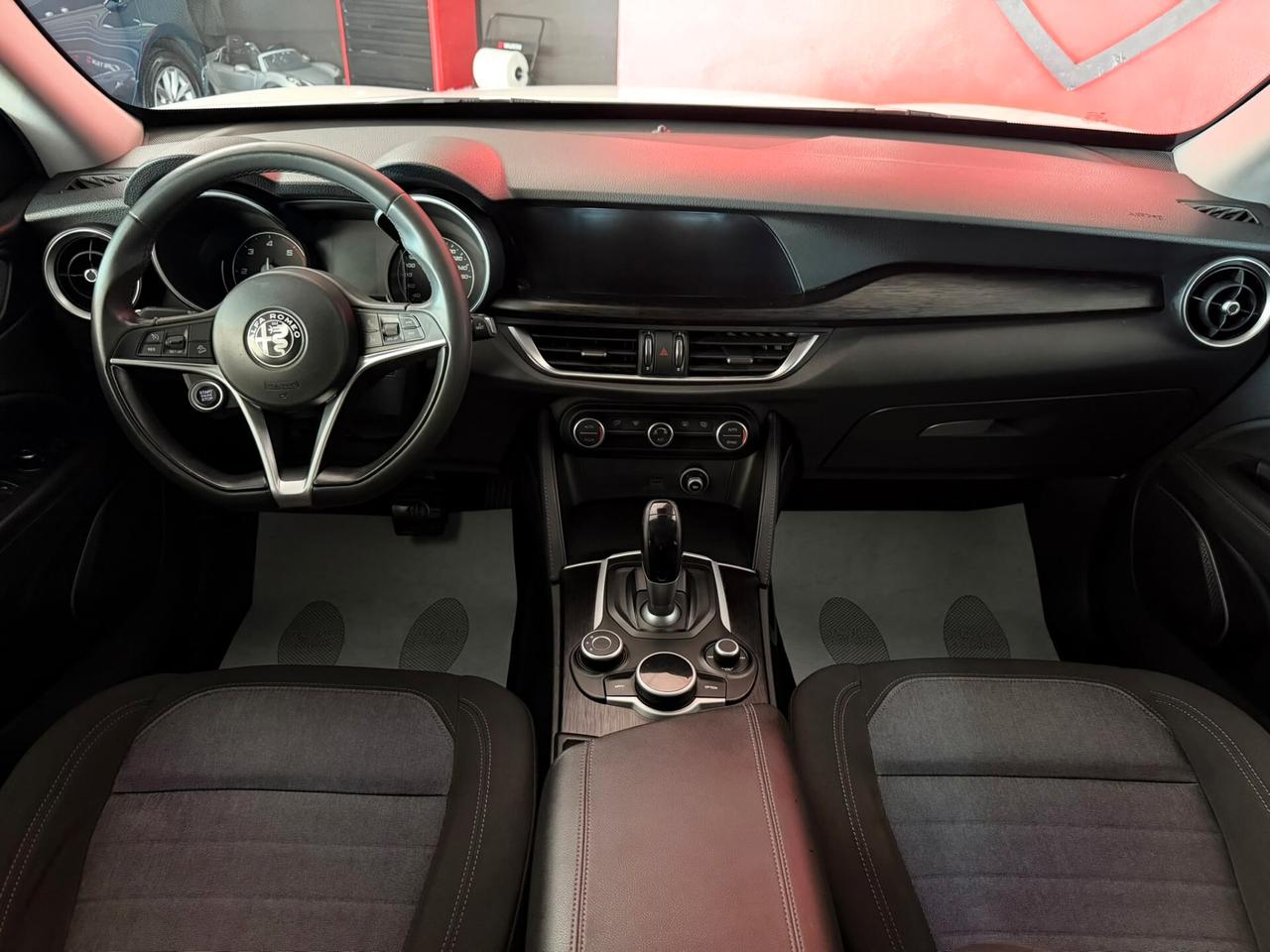 Alfa Romeo Stelvio 2.2 Turbodiesel 190 CV AT8 Q4 Super