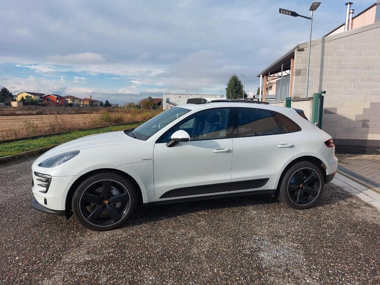 Porsche Macan 3.0d S 250cv PDK F1 SPORT NAVY TETTO P. C.21'