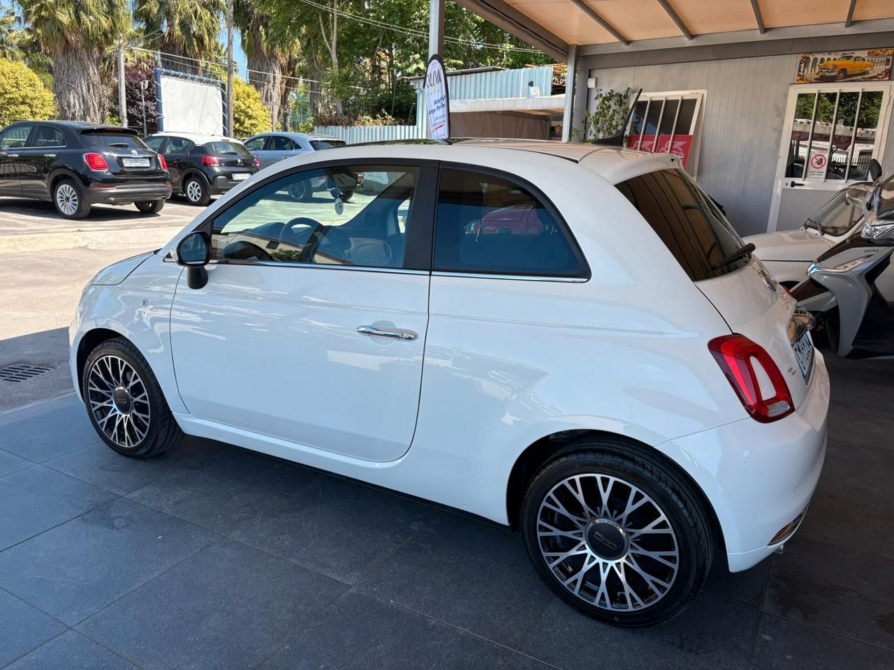 Fiat 500 1.0 Hybrid Lounge con Navi