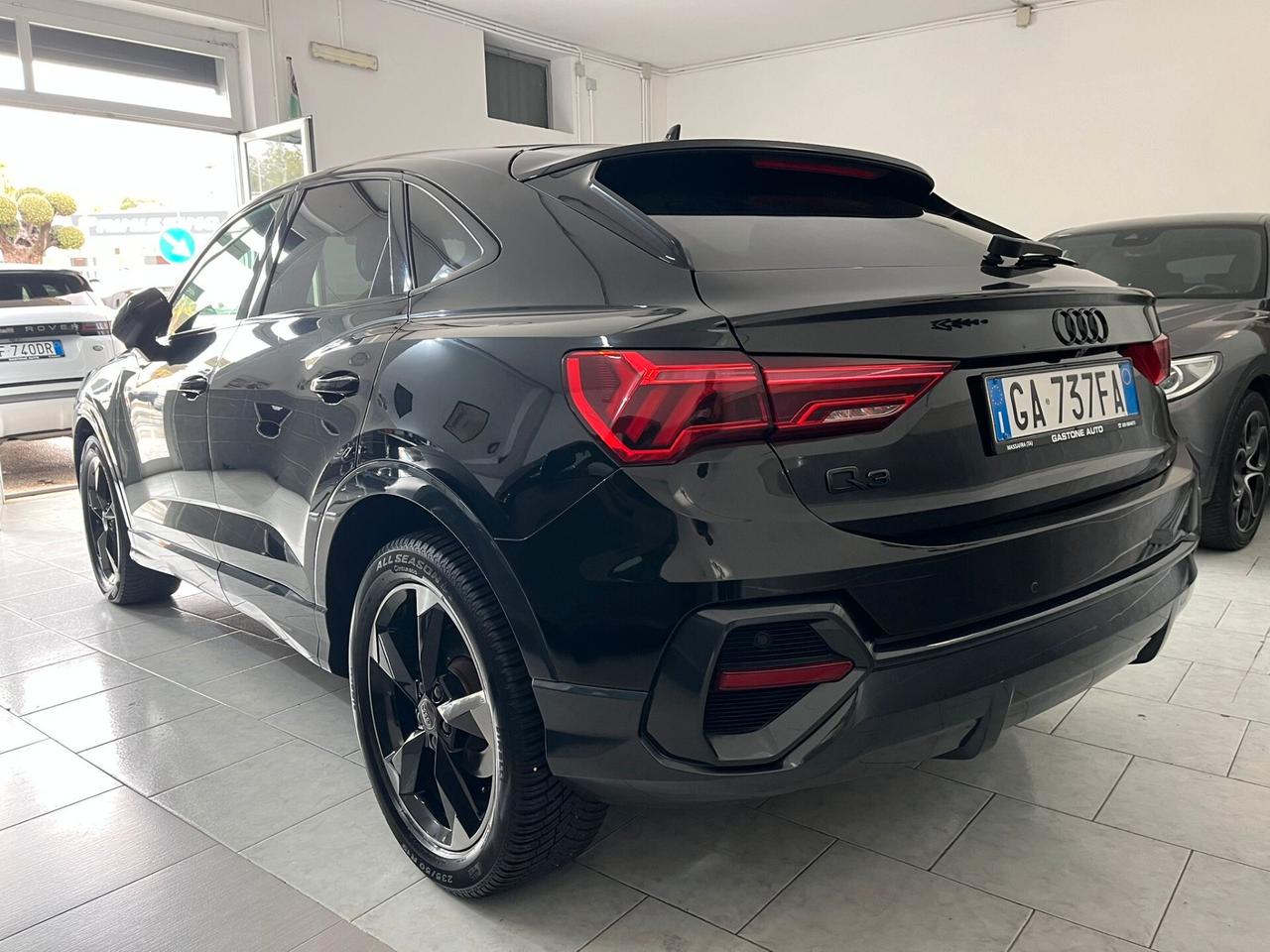 Audi Q3 SPB 35 TDI S tronic S-line TOTAL BLACK