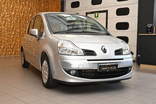 RENAULT Grand Modus 1.5 dCi 75CV ATTRACTIVE SERVO CLIMA ABS FENDI FULL