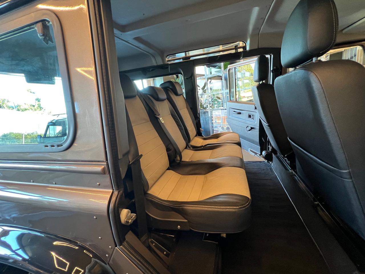 Land Rover Defender 110 2.4 TD4 S.W. Limited Edition Nara Bronze