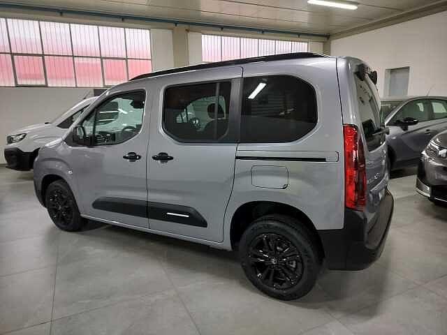 Citroen Berlingo BlueHDi 130 EAT8 Combi Plus KM Ø