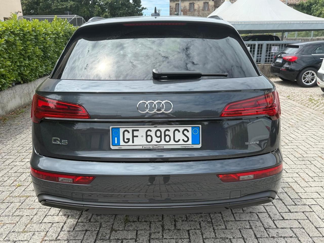 Audi Q5 40 TDI 204 CV quattro Book service AUDI