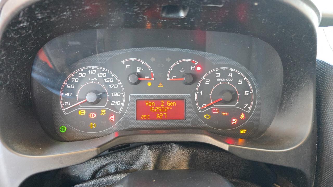 Fiat Fiorino 1.3 MJT 95CV Cargo Adventure