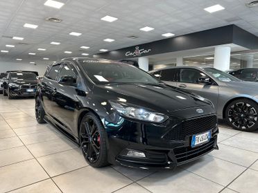 Ford Focus 2.0 EcoBoost 250 CV ST 5p