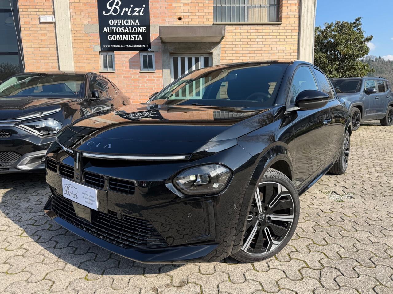 Lancia Ypsilon Hybrid e-DCT LX