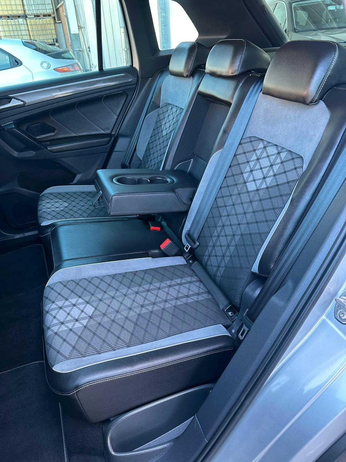 Volkswagen Tiguan 2.0 TDI 150 CV SCR DSG R-Line