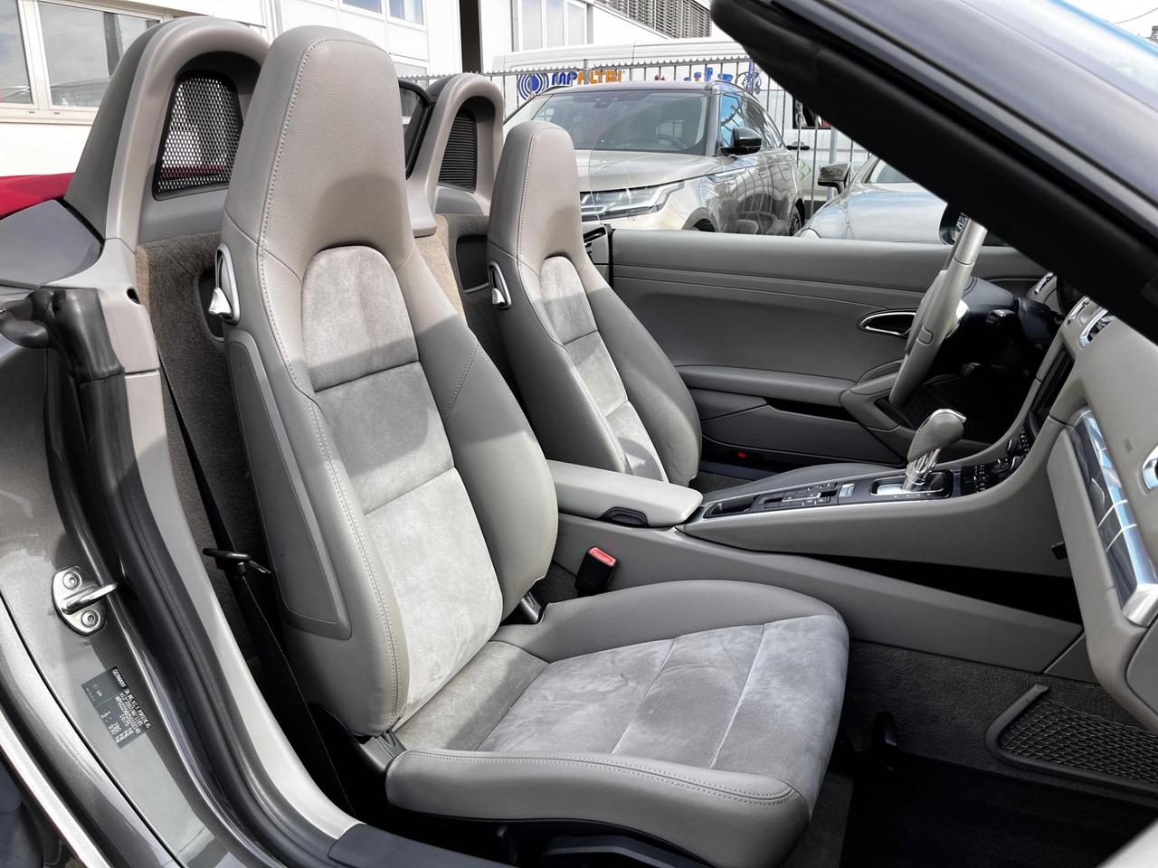 Porsche Boxster 2.7