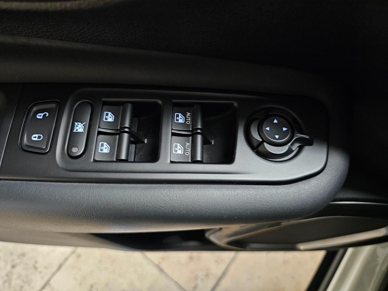 Jeep Renegade 1.6 Mjt 120 CV Limited DDCT immatricolata Autocarro 4 posti N1