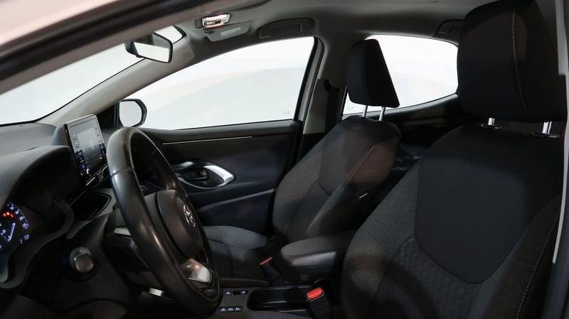 Toyota Yaris Yaris 1.5h Business # CLIMA AUTOMATICO-TELECAMERA#