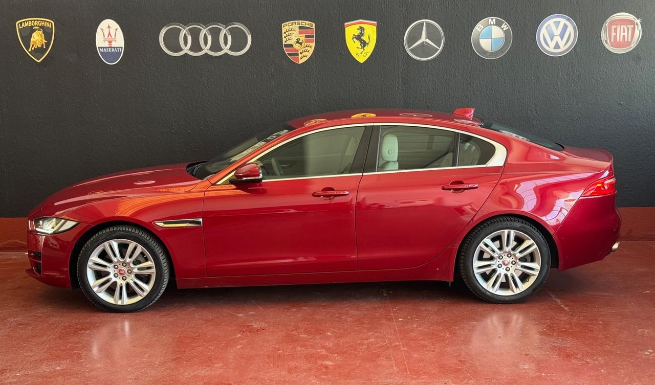 Jaguar XE 2.0 D Turbo 180 CV AWD aut. Portfolio
