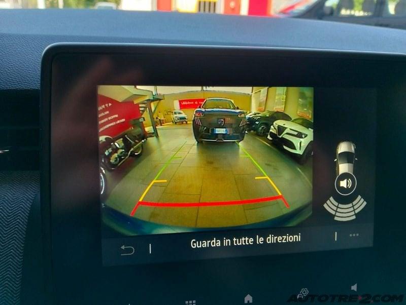 Renault Clio TCe 90 CV 5 porte Techno aziendali in PRONTA CONSEGNA