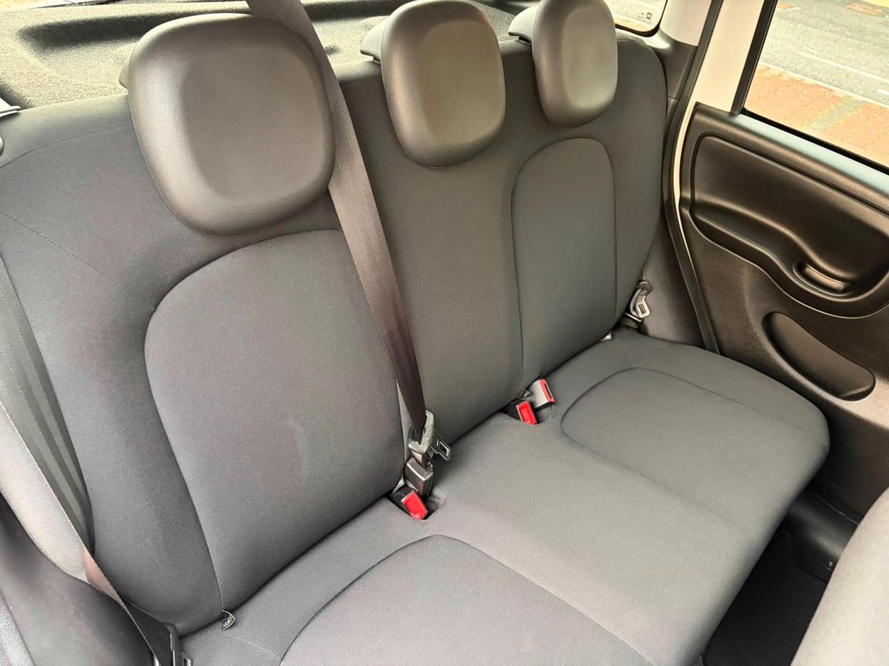 FIAT PANDA HYBRID CITY LIFE 5 POSTI