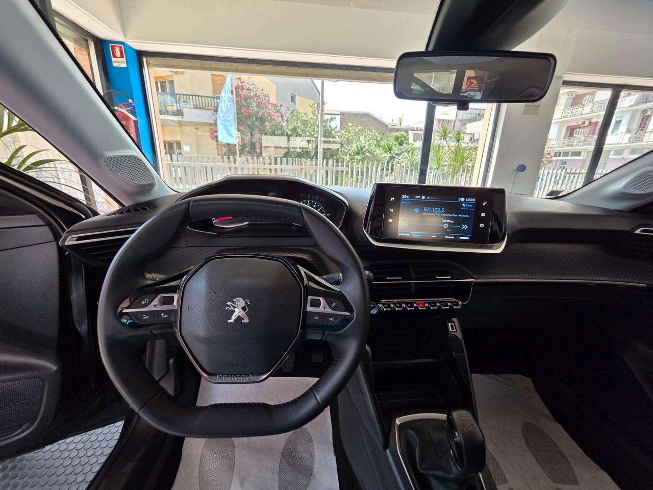 Peugeot 208 1.2 Active 2022 39000km Unicopr PROMO