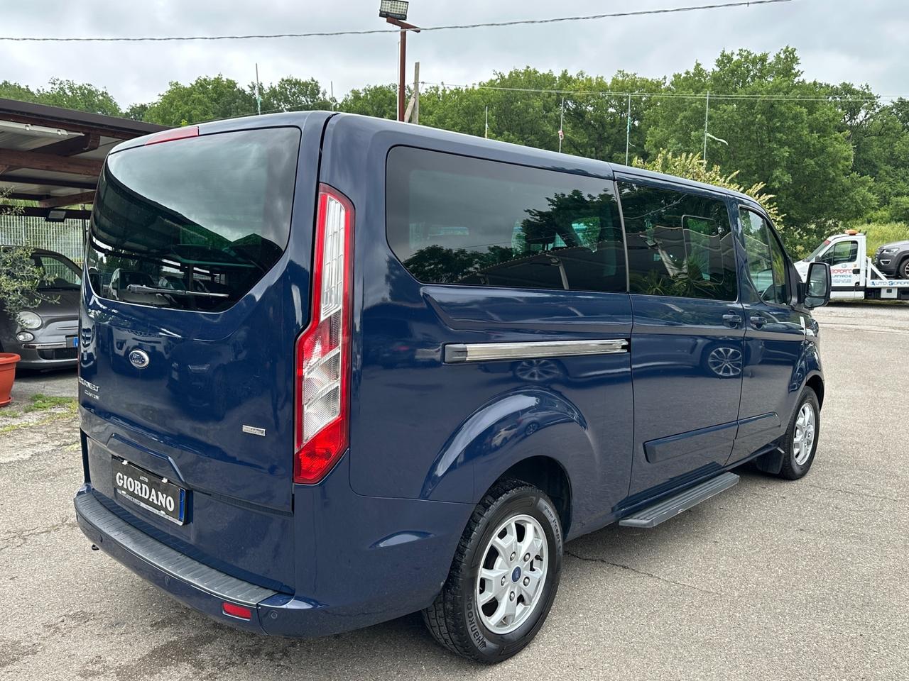 Ford Tourneo Custom 2.2 TDCi 125CV 9 posti Limited