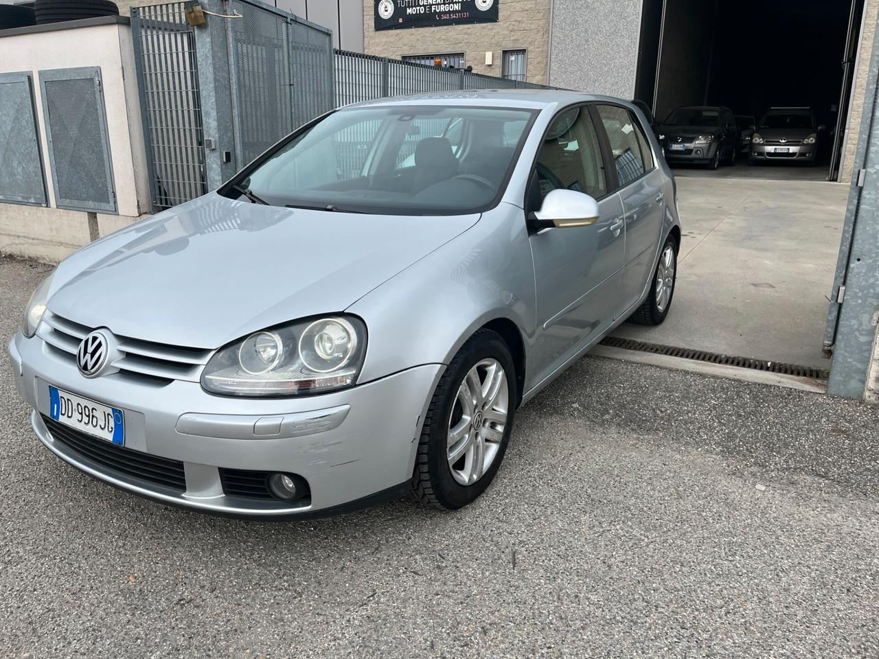 Volkswagen Golf 1.9 TDI DPF 5p. Sportline