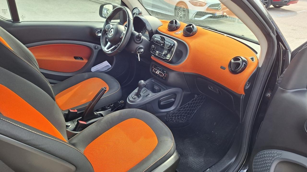 Smart fortwo EQ Prime iva esposta