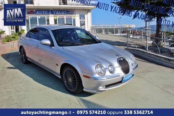 Jaguar S-Type 2.5 V6 Executive maual Impianto GPL