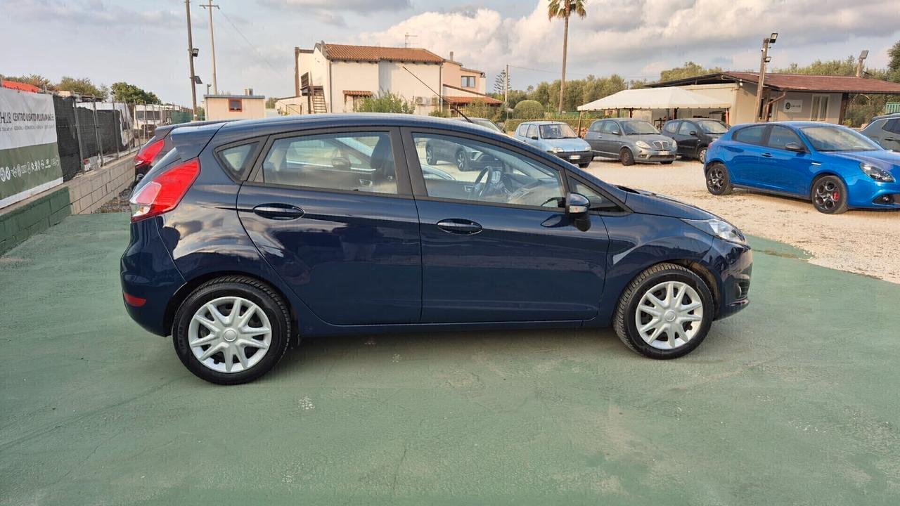 Ford Fiesta 1.5 TDCi 75CV 5 porte Titanium