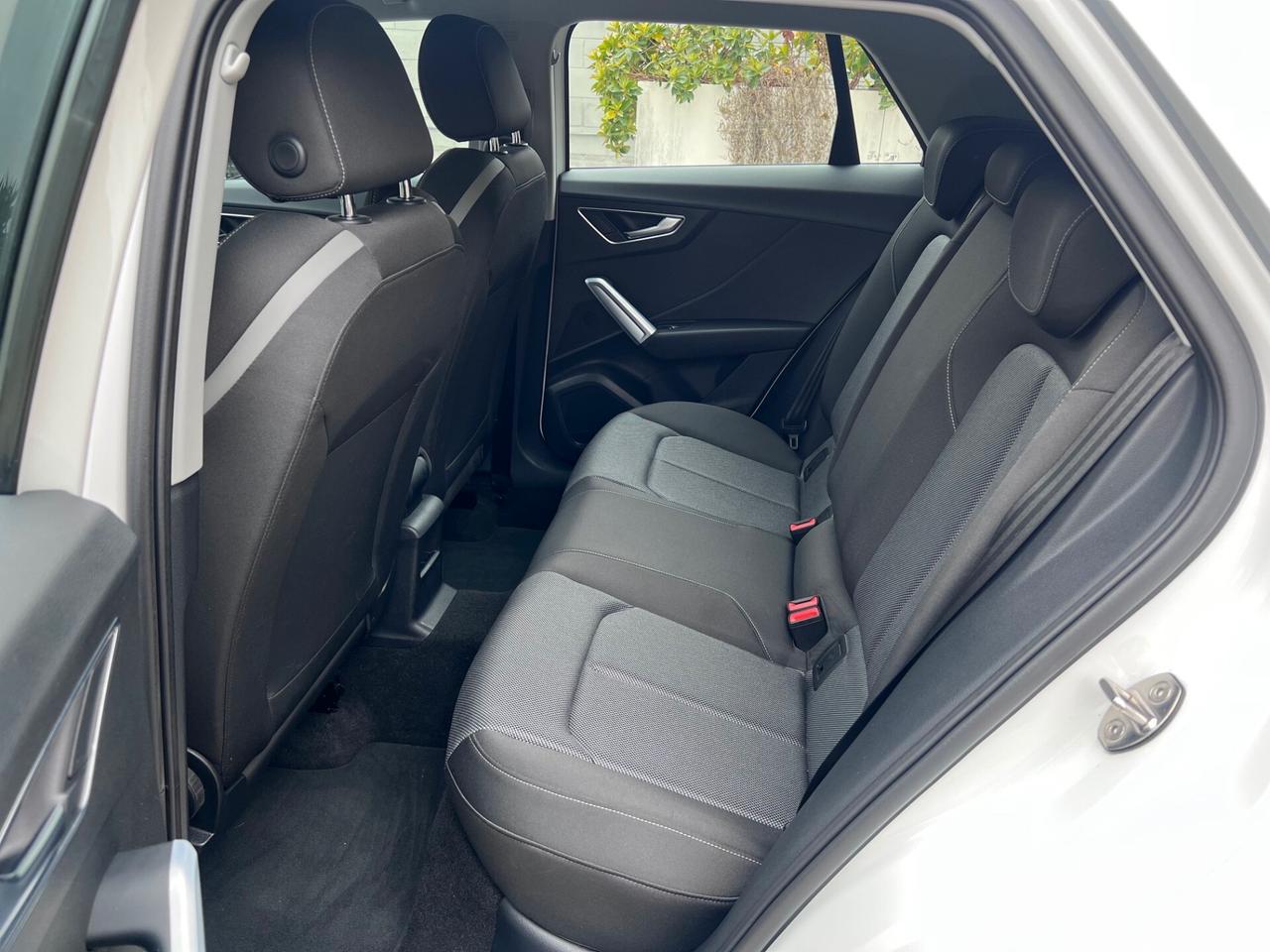 Audi Q2 30 1.6 tdi Business Design s-tronic LED/NAVI PERF.