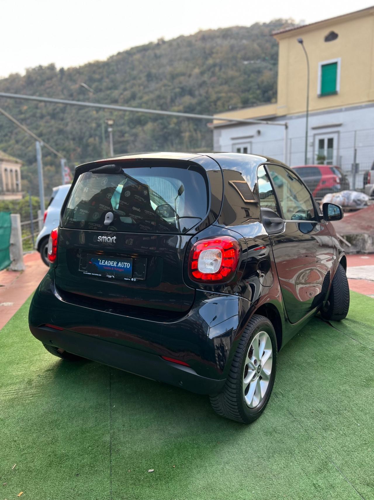 Smart ForTwo 1.0 71cv Navi - Bracciolo - Tetto Panoramico