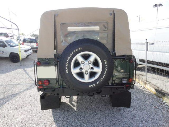 LAND ROVER Defender 110 2.5 Td5 cat Crew Cab Pick-up - Neopatentati