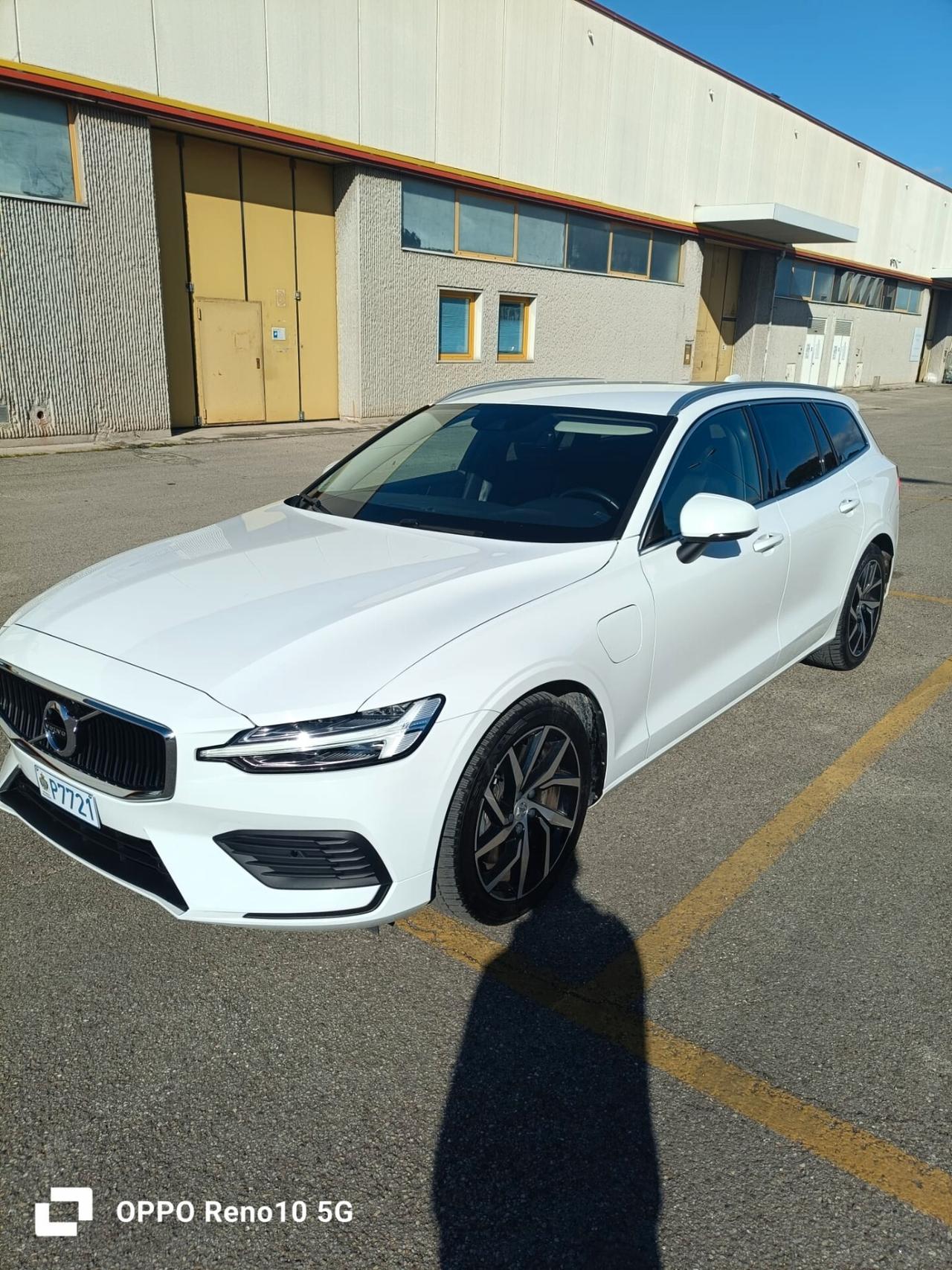 Volvo V60 T6 Recharge AWD Plug-in Hybrid Inscription Expression