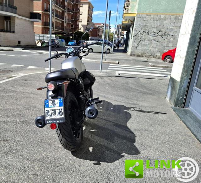 MOTO GUZZI V7 STONE CON SOLI 1700 KM