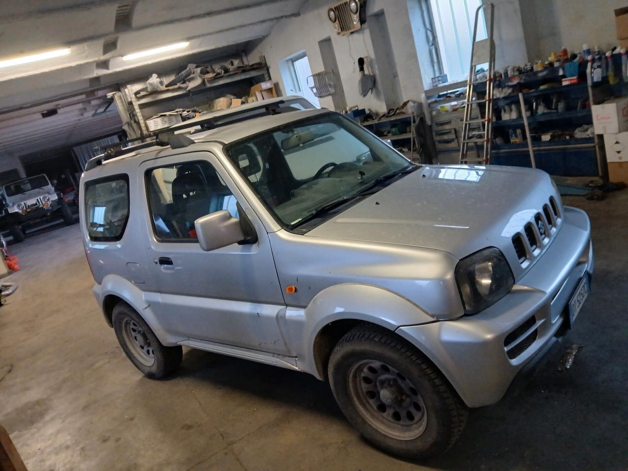 Suzuki Jimny 1.3i 16V cat 4WD JLX