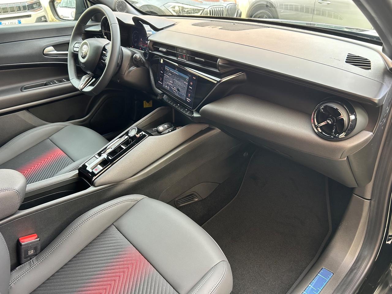 Alfa Romeo Junior 1.2 145 CV Hybrid Speciale