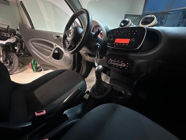 Smart 1.0 benzina 2018 64000KM PERFETTA