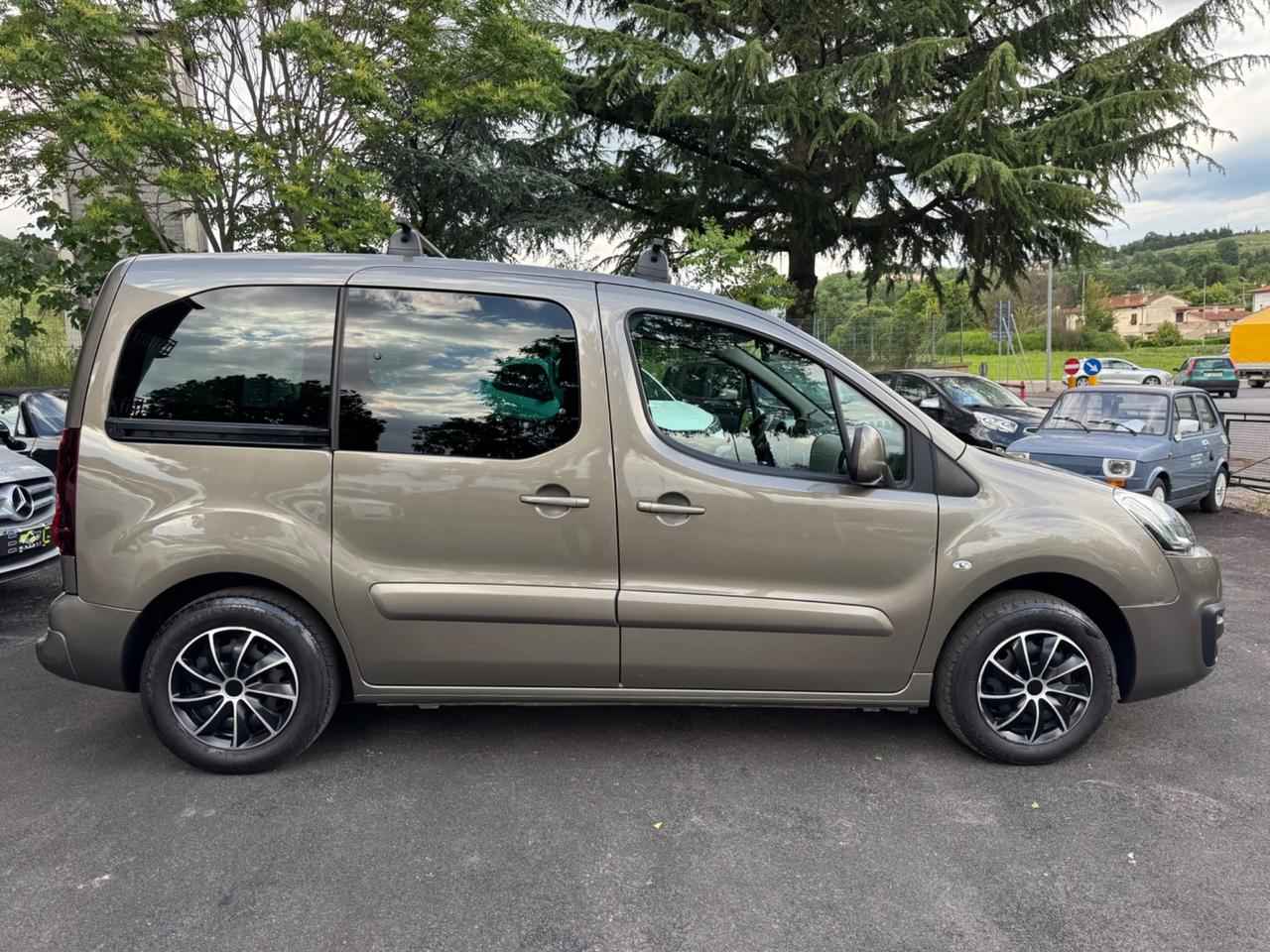 Peugeot Partner Tepee