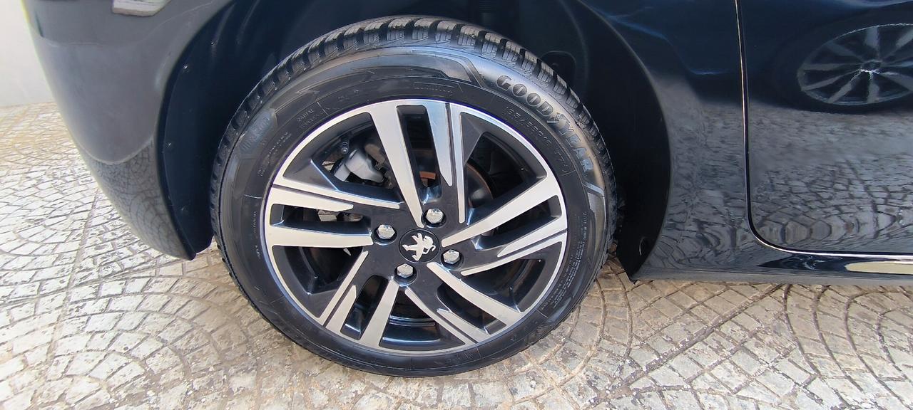 Peugeot 208 PureTech 100 Stop&Start 5 porte Allure Pack