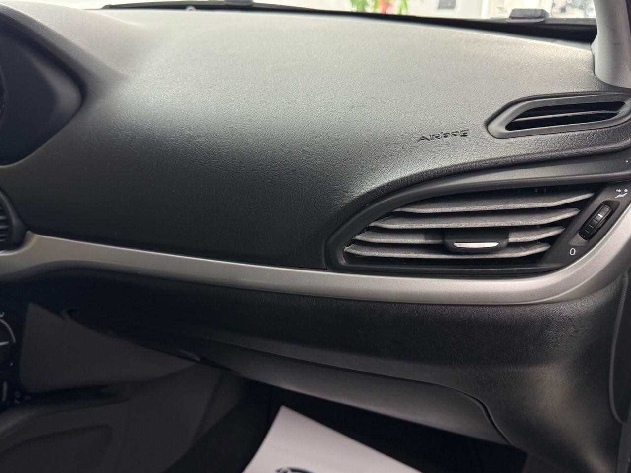 Fiat Tipo 1.6 Mjt SW Lounge Automatica