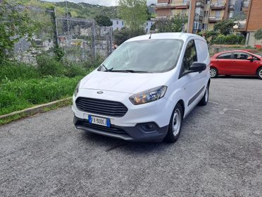 Ford Transit Courier 1.5 TDCi 100CV Van