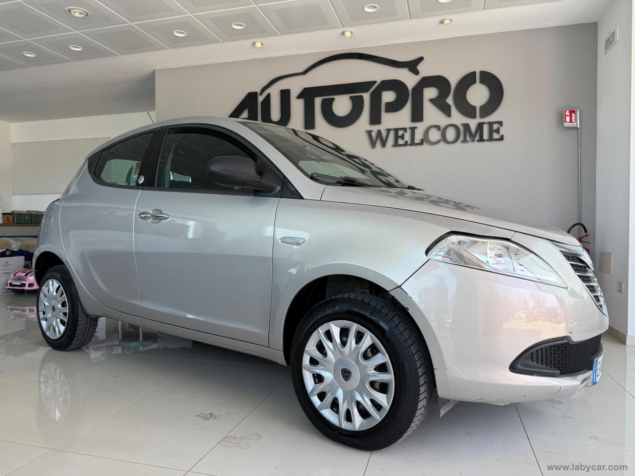 LANCIA Ypsilon 0.9 T.Air 85CV 5p. Met.Ec. Gold