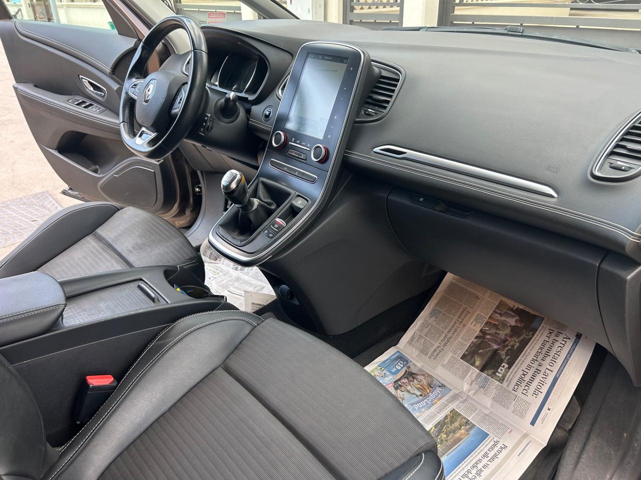 Renault Grand Scenic dCi 8V 110 CV Energy Intens