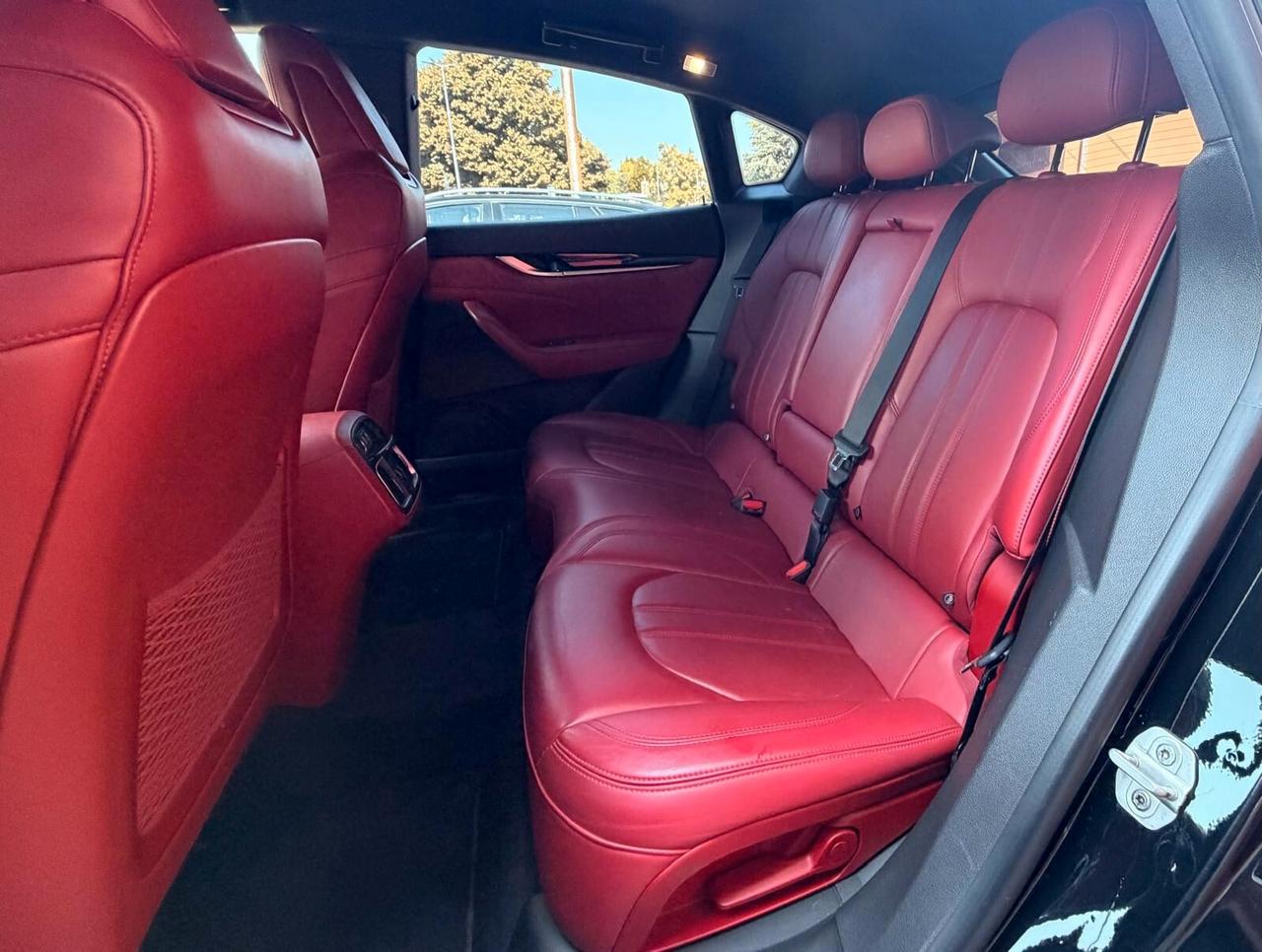 MASERATI LEVANTE 3.0 GRANSPORT Q4 V6 275CV - FULL