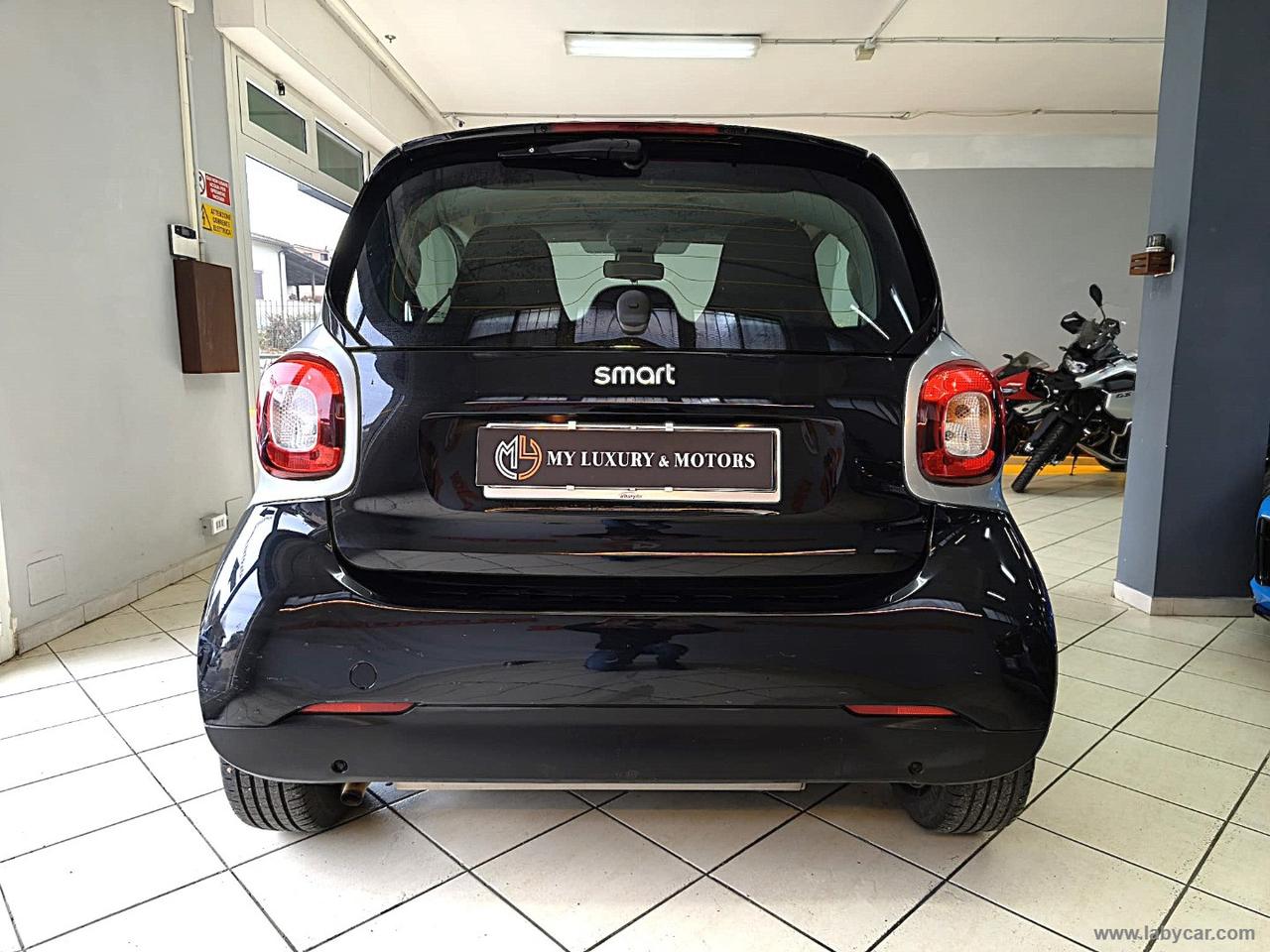 SMART fortwo 70 1.0 twinamic AUTOM*2017