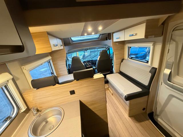 WEINSBERG CARASUITE 650 CLIMA BASCULANTE MATRIMONIALE PELLE