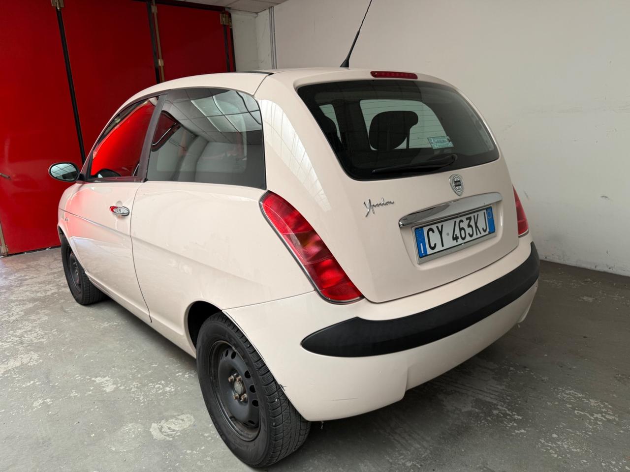LANCIA Y YPSILON 1.2 16V NEOPATENTATI TETTO APRIBILE