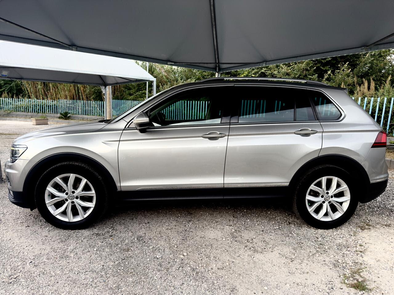 Volkswagen Tiguan 2.0 TDI DSG*LED*COCKPIT*NAVI