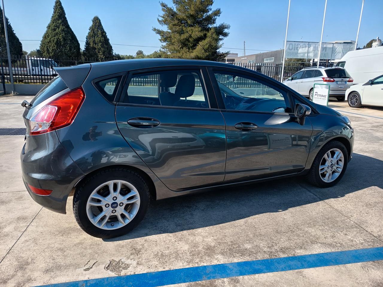 Ford Fiesta 1.5 TDCi 75CV 5 porte Business